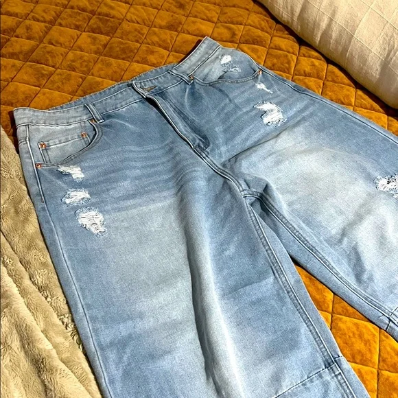 Barrel Leg Distressed Blue Jeans - Picture 3 of 8